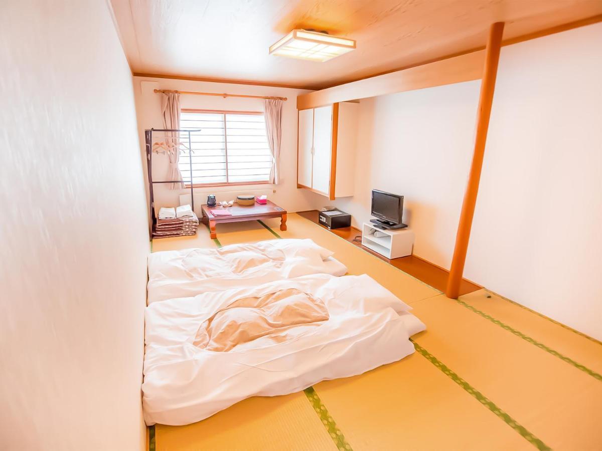 Rusutsu Lodges Pension Lilla Huset Niseko Εξωτερικό φωτογραφία