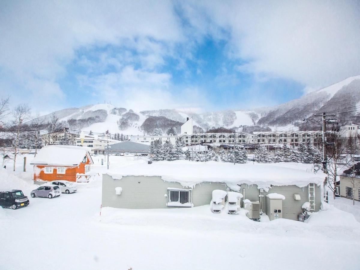 Rusutsu Lodges Pension Lilla Huset Niseko Εξωτερικό φωτογραφία